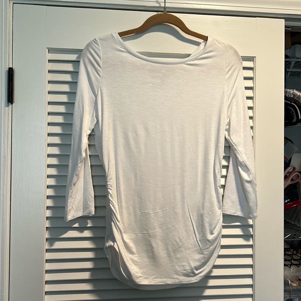 White House black market white top. Size M.